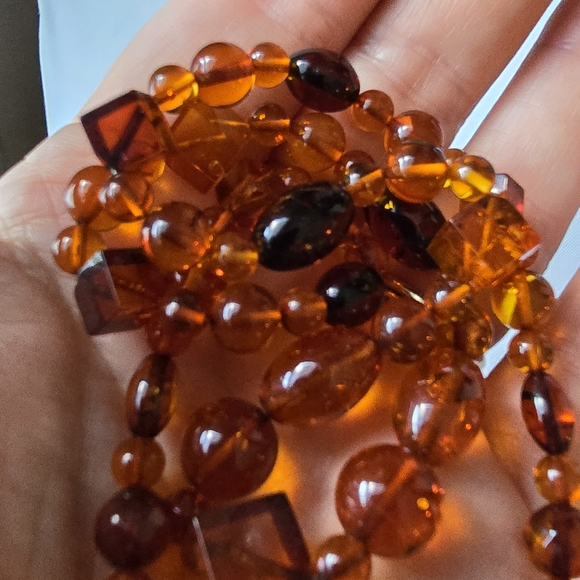 Amber beads necklace orange brown strand - Picture 15 of 15